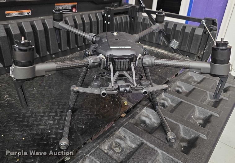 image for item DZ6073 DJI Matrice 210 V2 drone