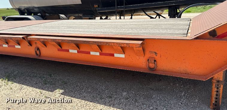 image for item DZ8532 1987 Trail King TK80-4560 drop deck equipment trailer
