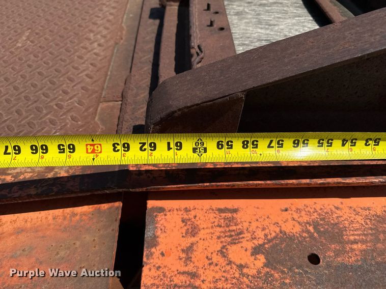 image for item DZ8532 1987 Trail King TK80-4560 drop deck equipment trailer