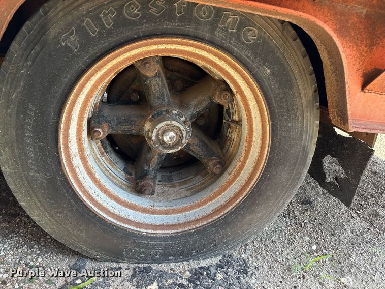 image for item DZ8532 1987 Trail King TK80-4560 drop deck equipment trailer