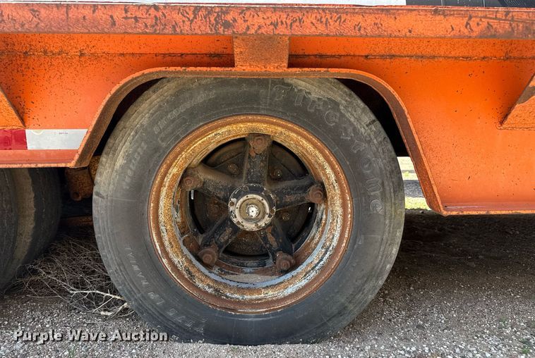 image for item DZ8532 1987 Trail King TK80-4560 drop deck equipment trailer