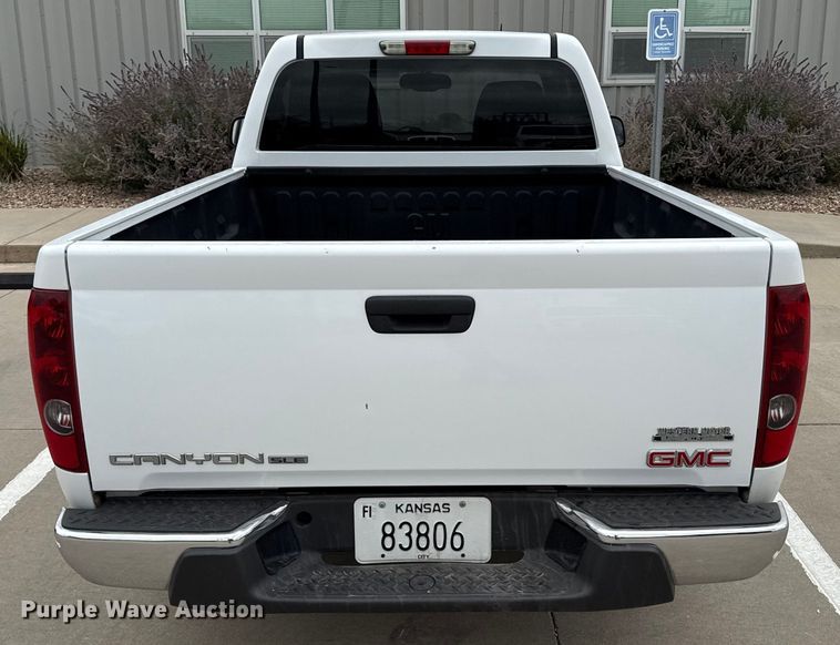 image for item DZ8776 2012 GMC Canyon pickup truck