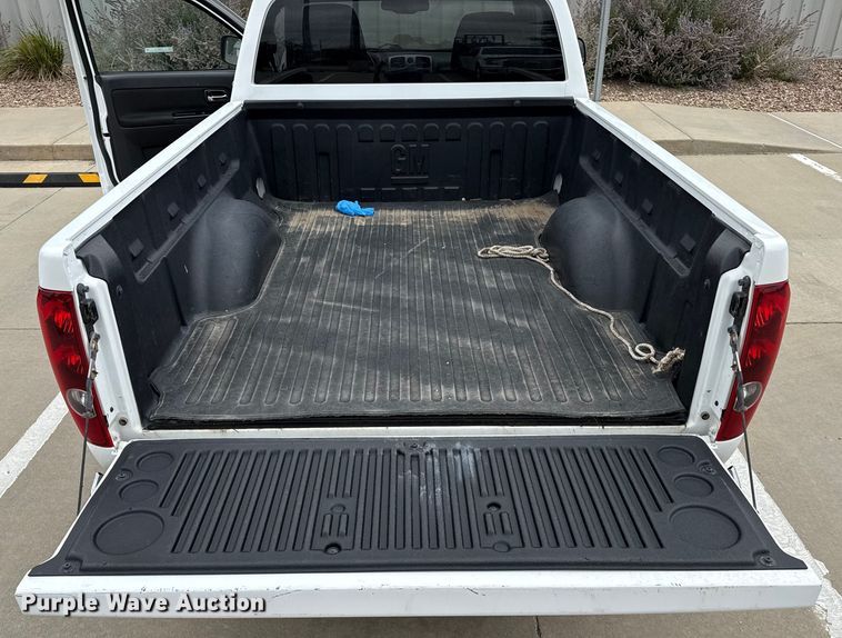 image for item DZ8776 2012 GMC Canyon pickup truck