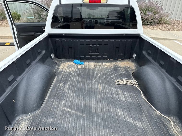 image for item DZ8776 2012 GMC Canyon pickup truck