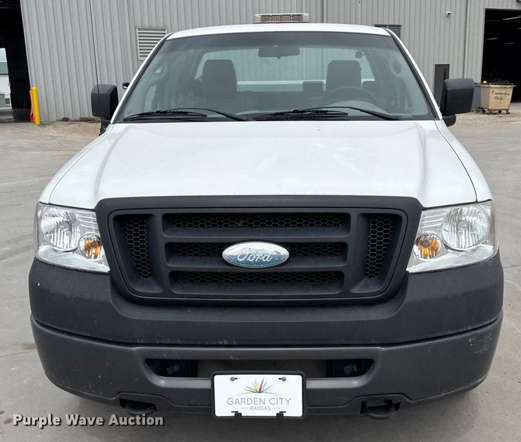 image for item DZ8777 2007 Ford F150 pickup truck