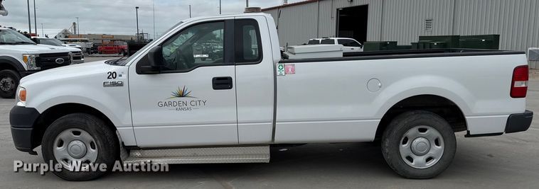 image for item DZ8777 2007 Ford F150 pickup truck