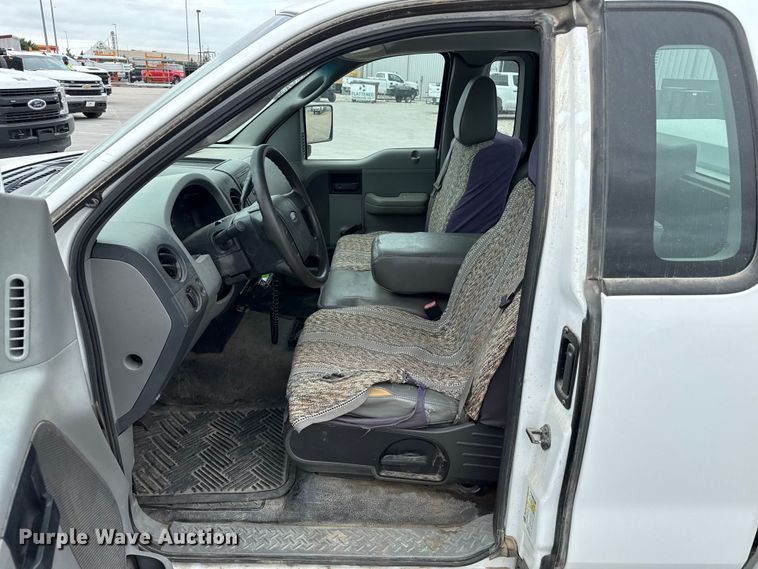 image for item DZ8777 2007 Ford F150 pickup truck