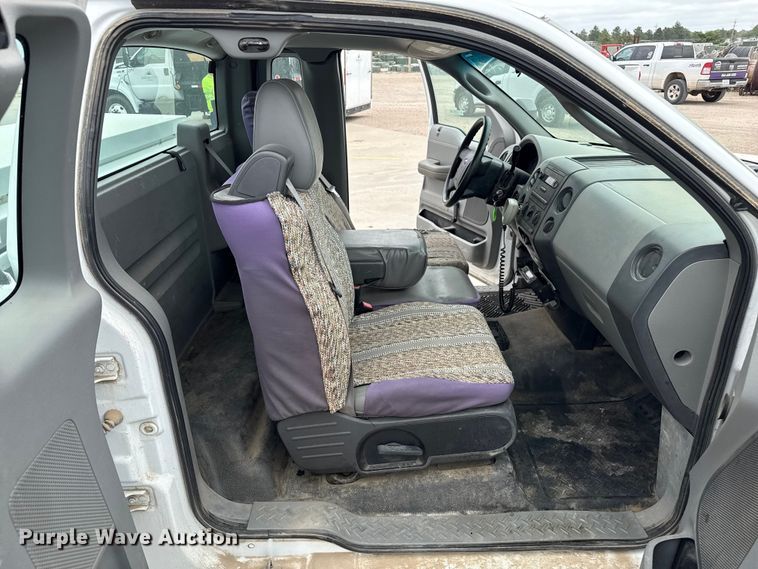 image for item DZ8777 2007 Ford F150 pickup truck