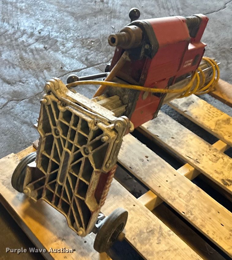 image for item DZ8849 Hilti DD-250E core drill