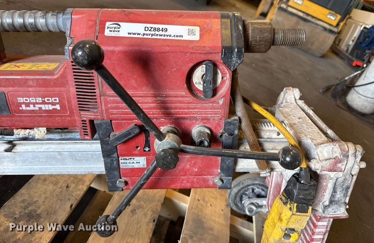 image for item DZ8849 Hilti DD-250E core drill