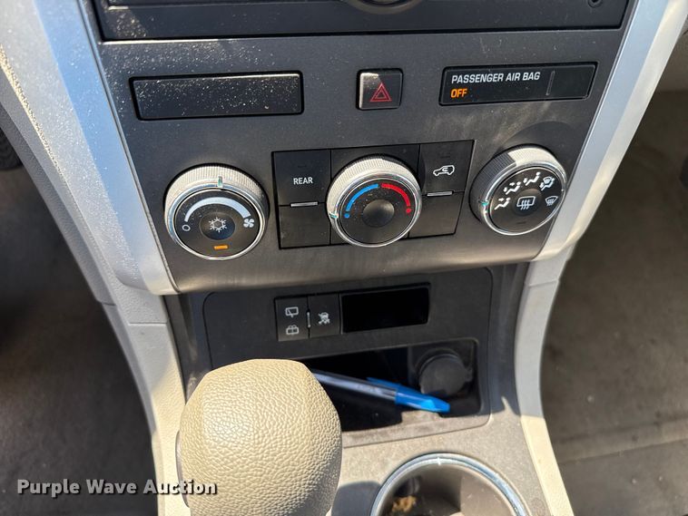 image for item DZ8873 2011 Chevrolet Traverse SUV