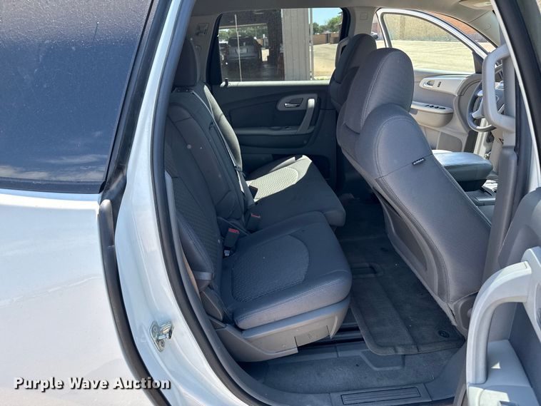 image for item DZ8873 2011 Chevrolet Traverse SUV