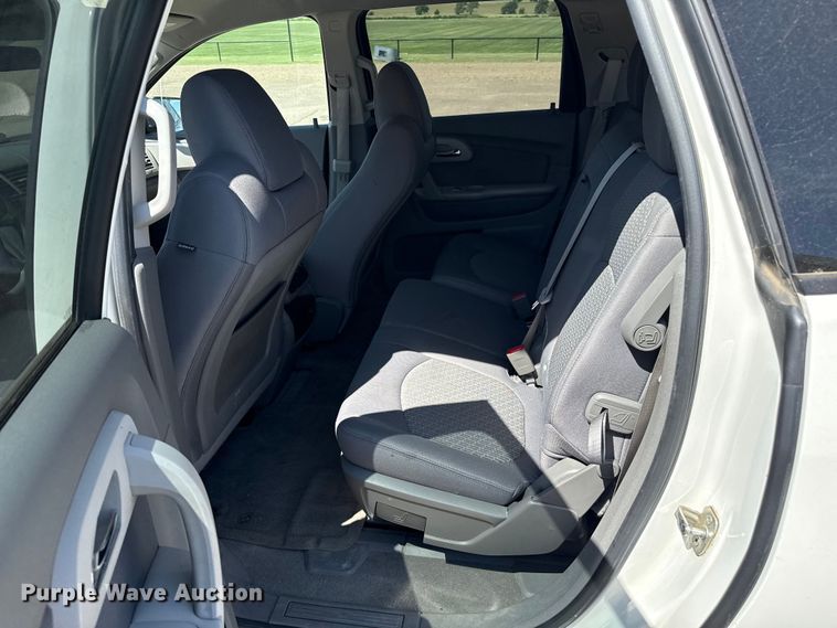 image for item DZ8873 2011 Chevrolet Traverse SUV