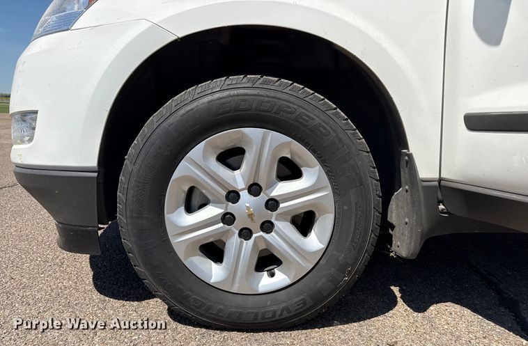 image for item DZ8873 2011 Chevrolet Traverse SUV