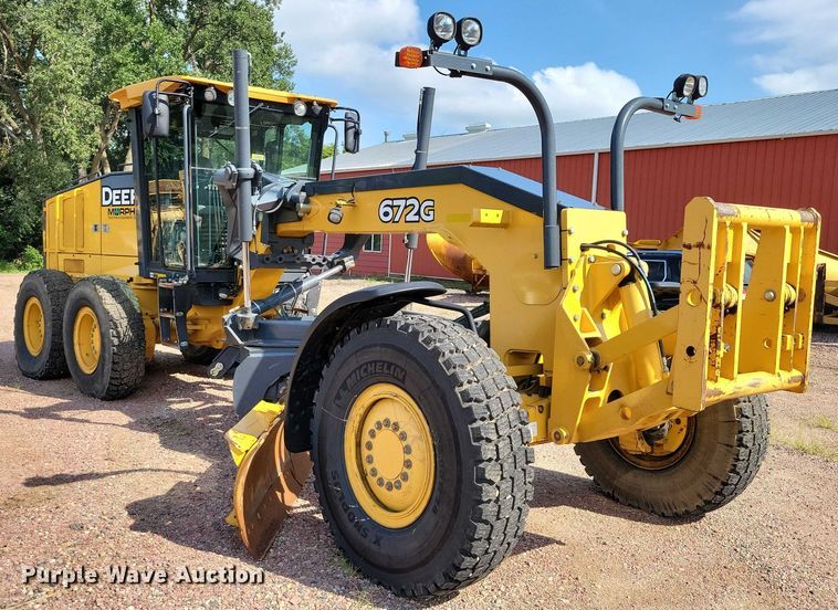 MOTOCONFORMADORA JOHN DEERE 672G 2014