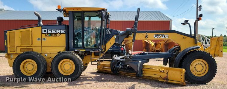 MOTOCONFORMADORA JOHN DEERE 672G 2014