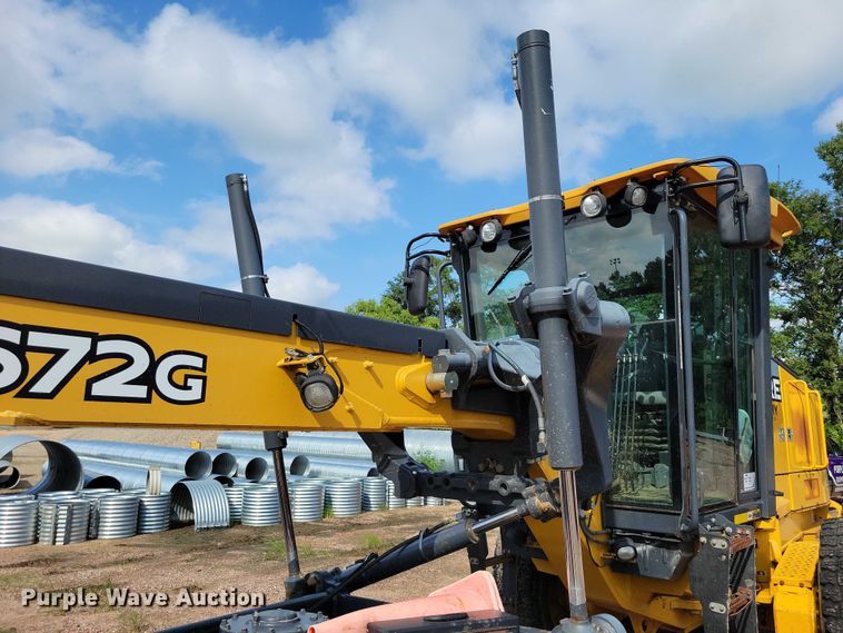 image for item EA2513 2014 John Deere 672G motor grader