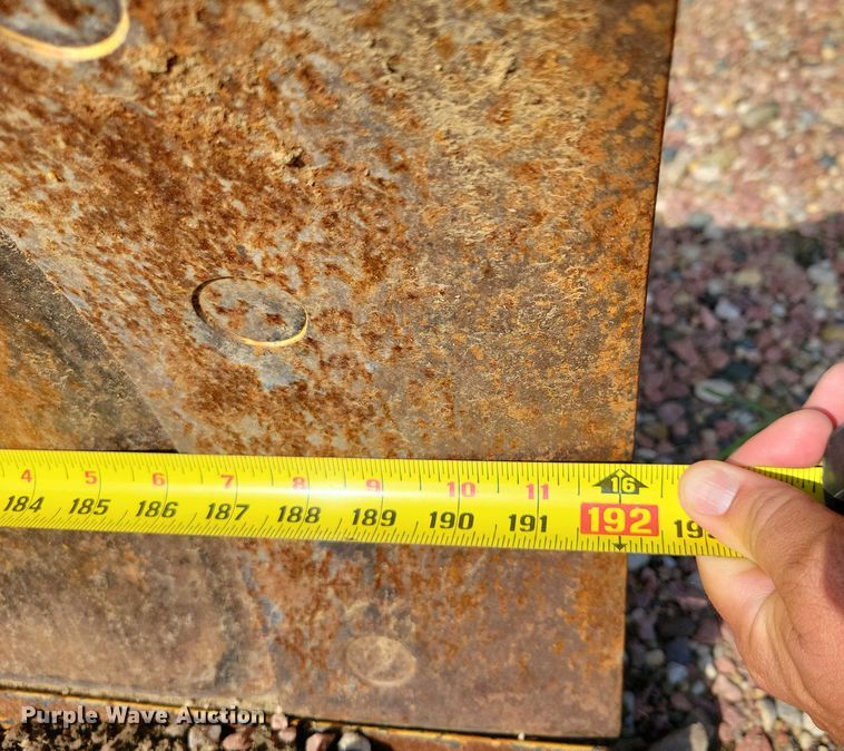 image for item EA2513 2014 John Deere 672G motor grader