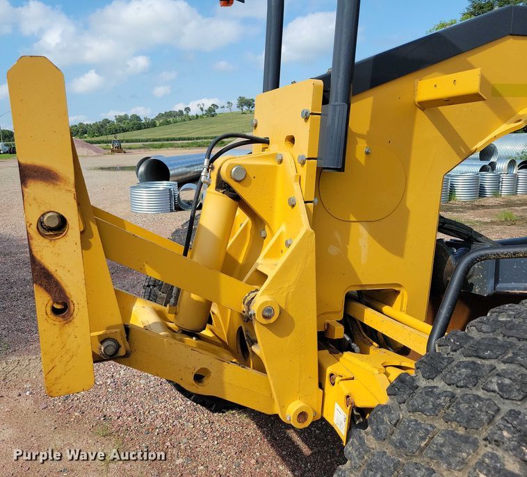 image for item EA2513 2014 John Deere 672G motor grader