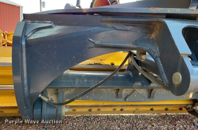 image for item EA2513 2014 John Deere 672G motor grader