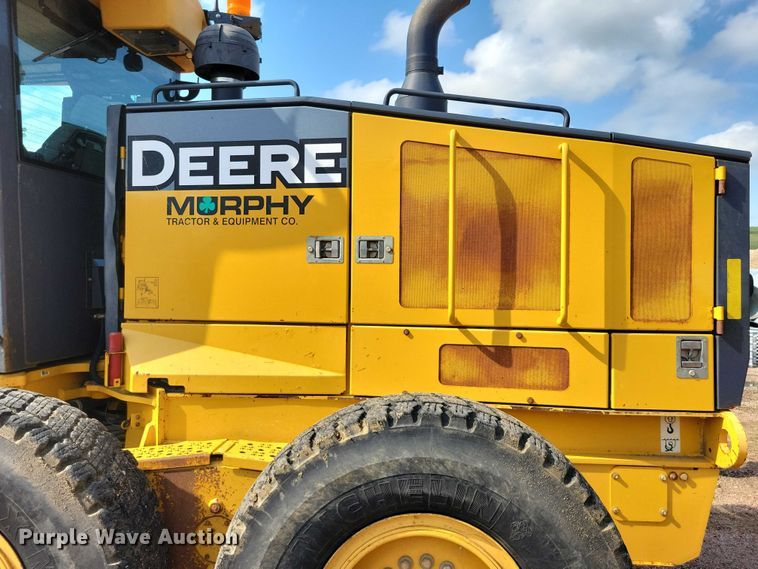 image for item EA2513 2014 John Deere 672G motor grader