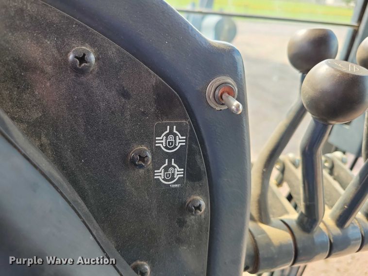 image for item EA2513 2014 John Deere 672G motor grader