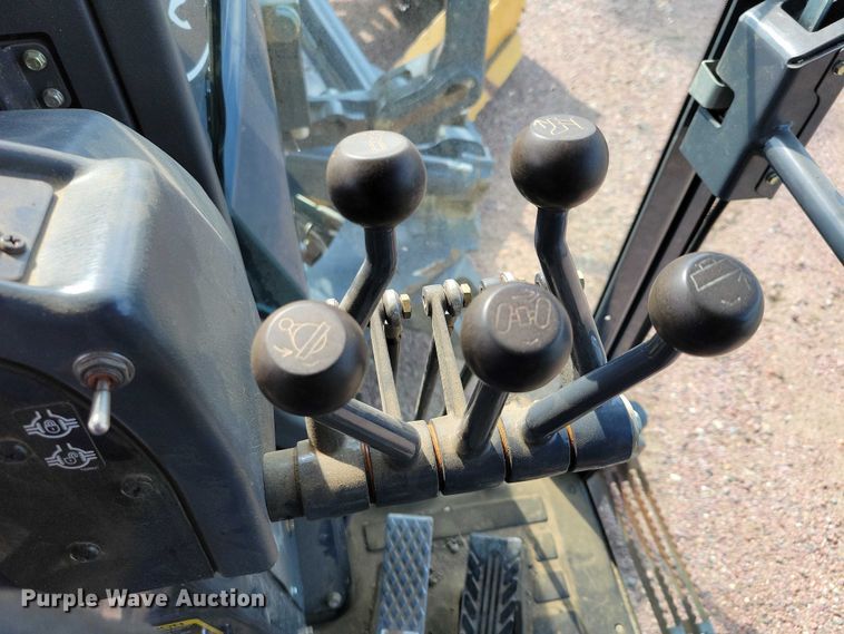 image for item EA2513 2014 John Deere 672G motor grader