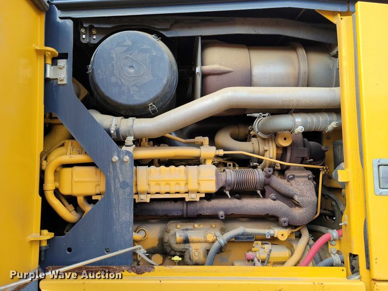 image for item EA2513 2014 John Deere 672G motor grader