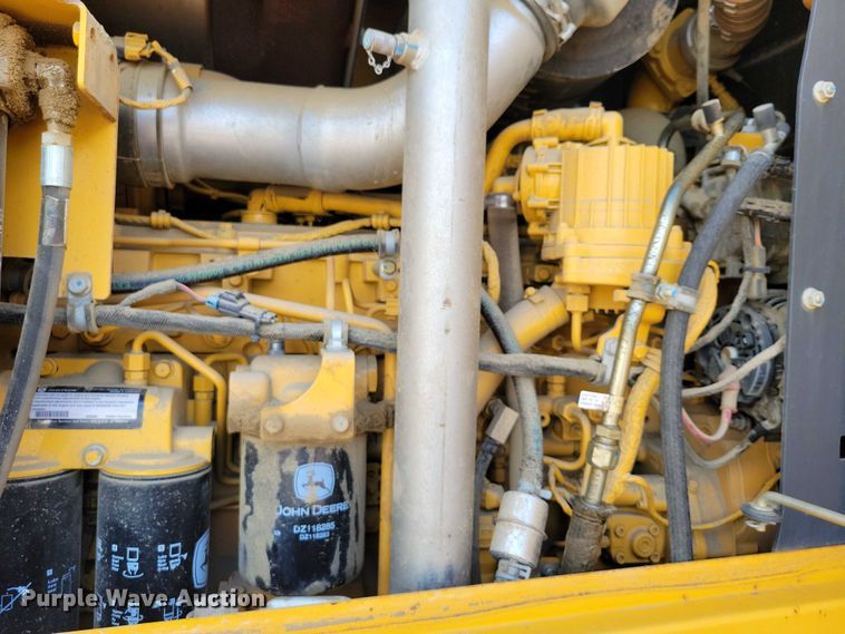 image for item EA2513 2014 John Deere 672G motor grader
