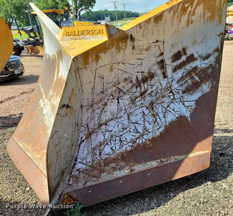 image for item EA2513 2014 John Deere 672G motor grader