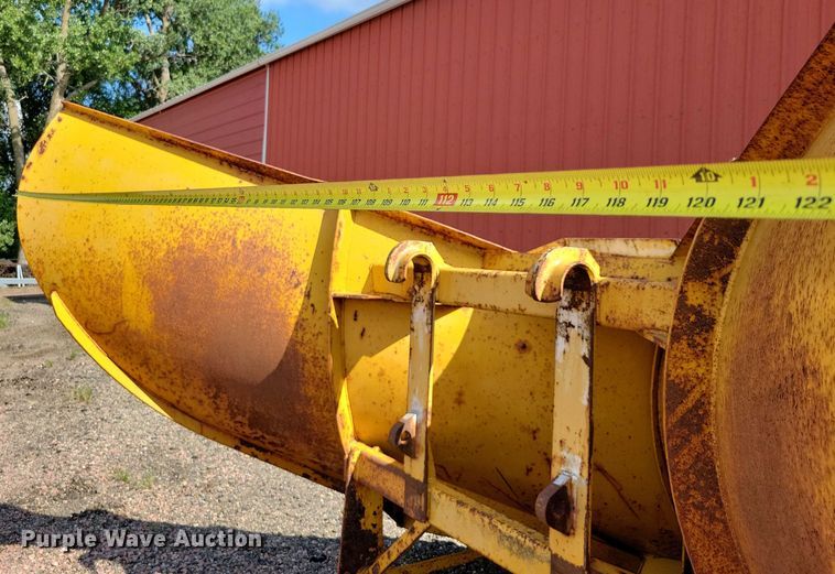 image for item EA2513 2014 John Deere 672G motor grader