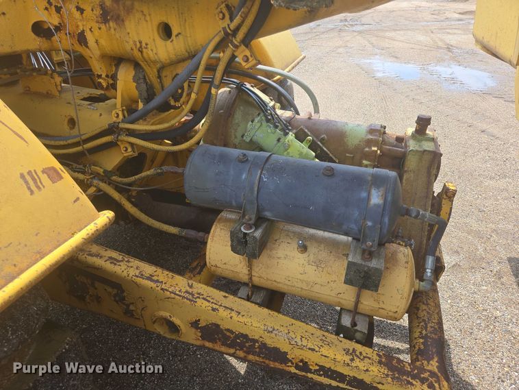 image for item EB0974 1965 Euclid TS-14 scraper