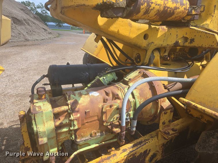 image for item EB0974 1965 Euclid TS-14 scraper