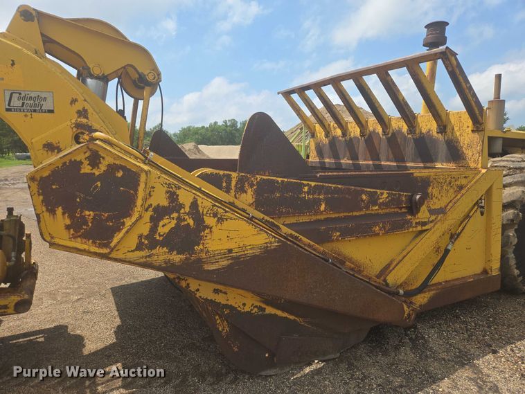 image for item EB0974 1965 Euclid TS-14 scraper