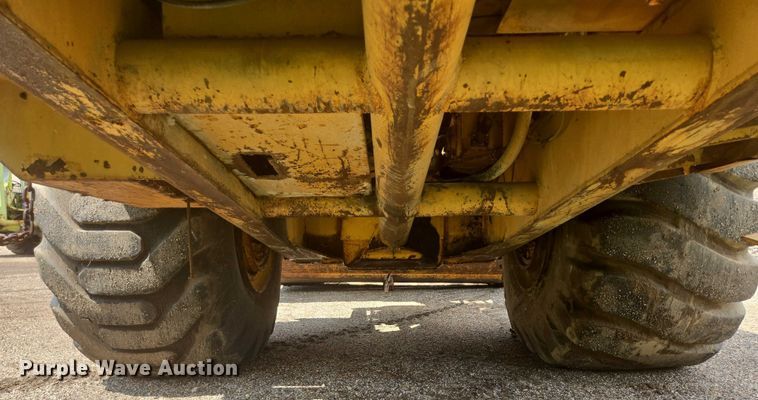 image for item EB0974 1965 Euclid TS-14 scraper