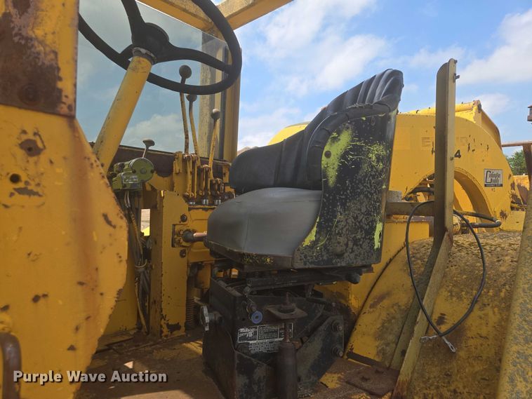 image for item EB0974 1965 Euclid TS-14 scraper