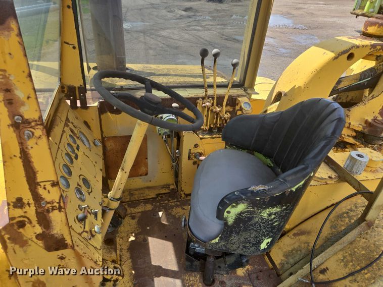 image for item EB0974 1965 Euclid TS-14 scraper