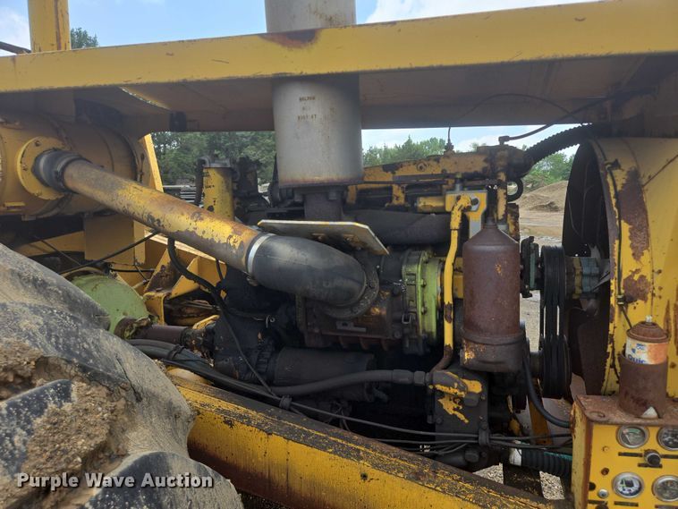 image for item EB0974 1965 Euclid TS-14 scraper