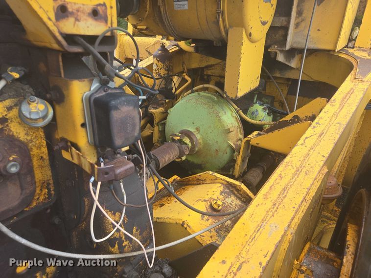 image for item EB0974 1965 Euclid TS-14 scraper