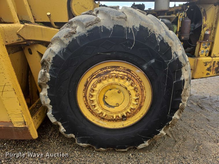 image for item EB0974 1965 Euclid TS-14 scraper