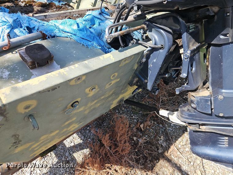 image for item EB8178 1987 Lowe  boat