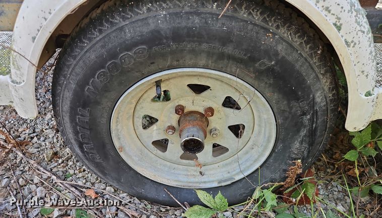 image for item EB8178 1987 Lowe  boat