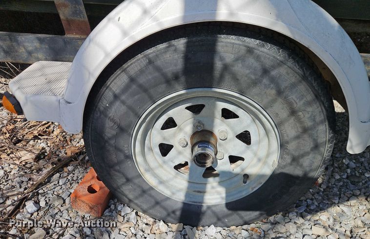 image for item EB8178 1987 Lowe  boat