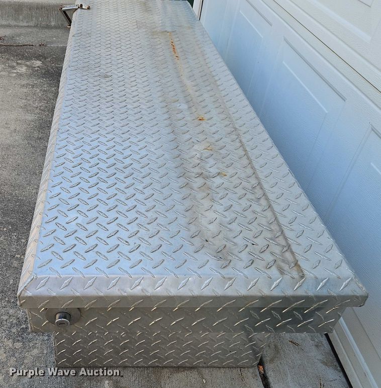 image for item EB8179 Delta Pro toolbox