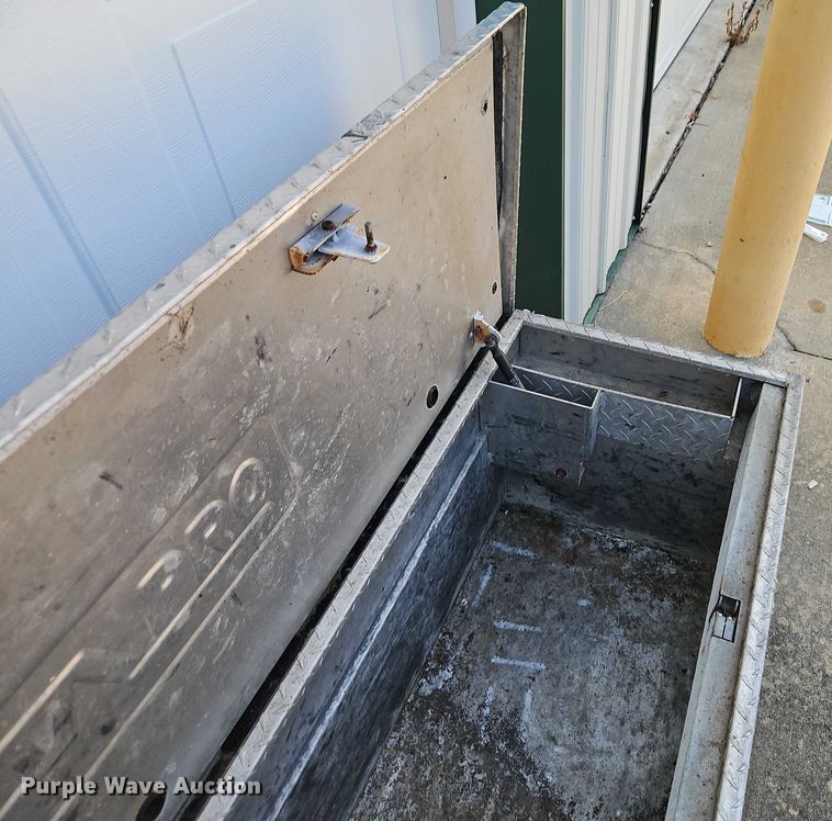 image for item EB8179 Delta Pro toolbox