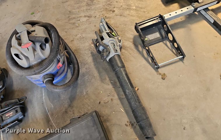 image for item EB8209 Tools