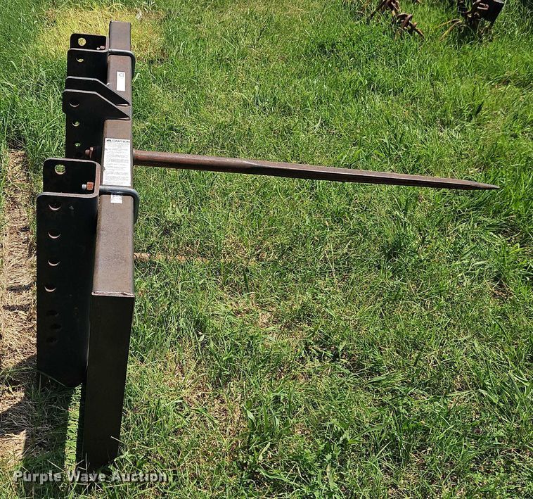 image for item EB8211 Three point bale spear