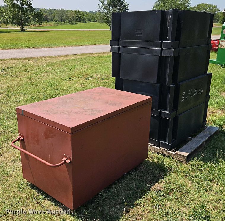 image for item EB8213 (4) dock floats