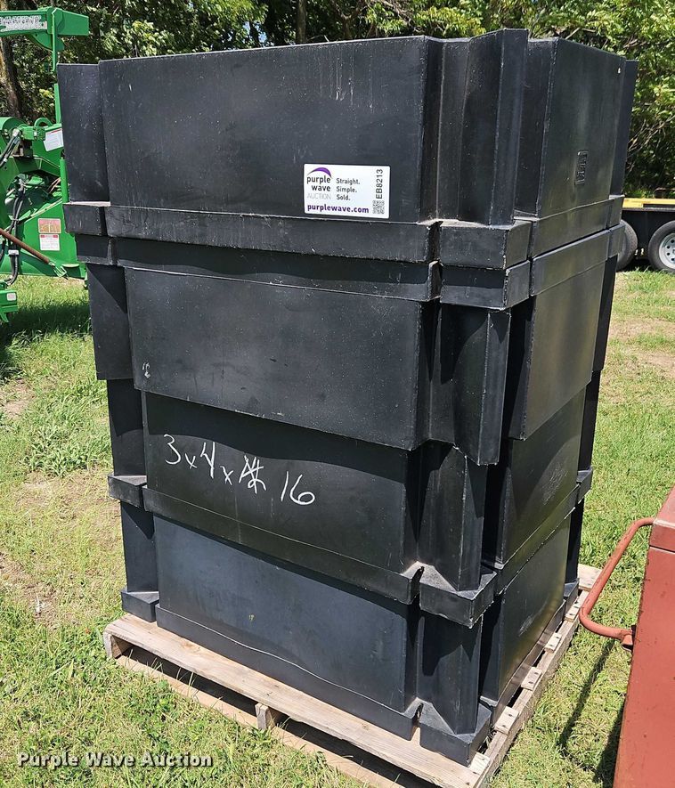 image for item EB8213 (4) dock floats