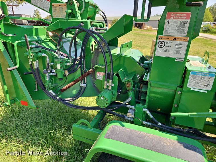 image for item EB8214 2010 Bandit 95 XP wood chipper